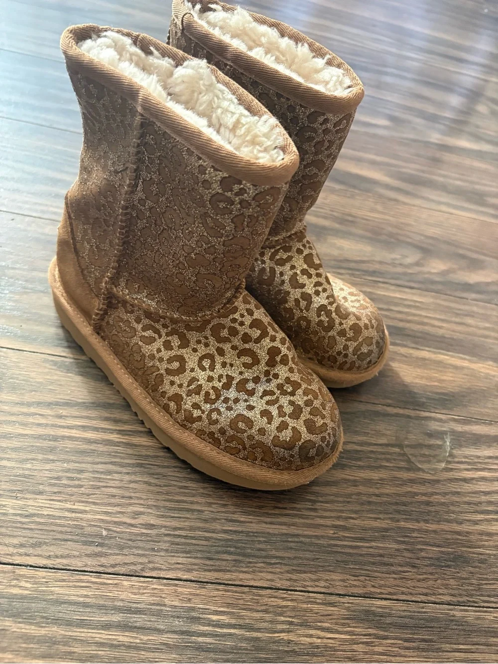 UGG Leopard Boots Girls New Classic Size 13